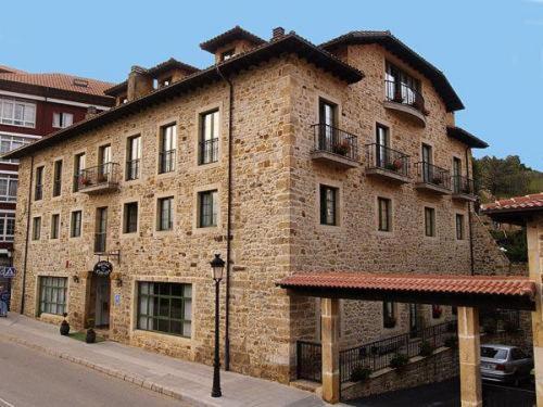 Hotel Villa De Cabrales Arenas De Cabrales Eksteriør bilde